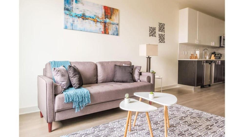 Stunning Nulu 1BR CozySuites 02
